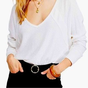 We The Free, knit sweater V-Shape, medium